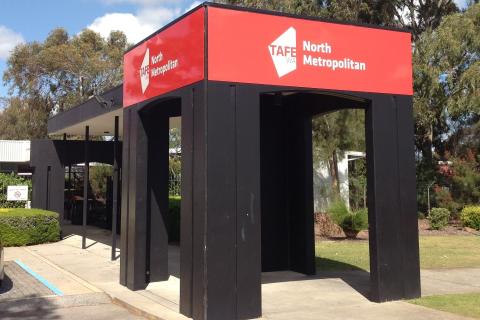 Architects win TAFE, school design