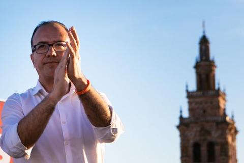 Infinity locks in key Spanish management