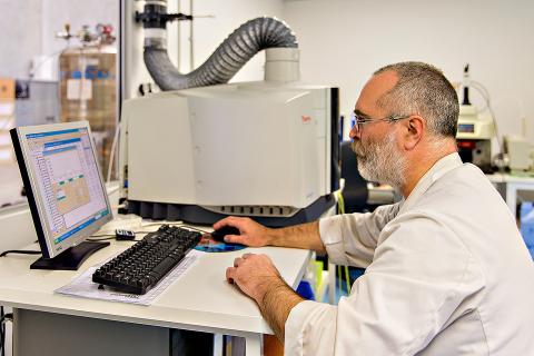 Altech eyes lithium-ion battery market in silicon deal