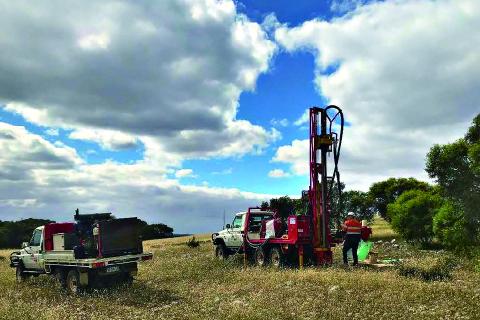 Oakdale launches maiden drilling at SA halloysite project