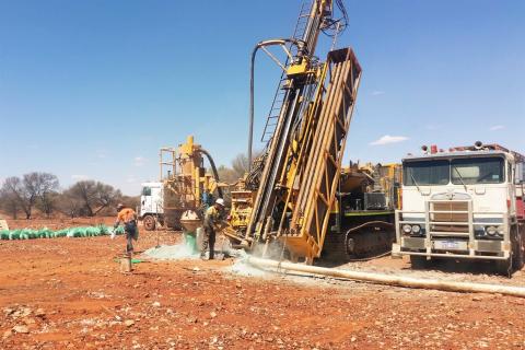 White Cliff upsizes Reedy South gold drilling program