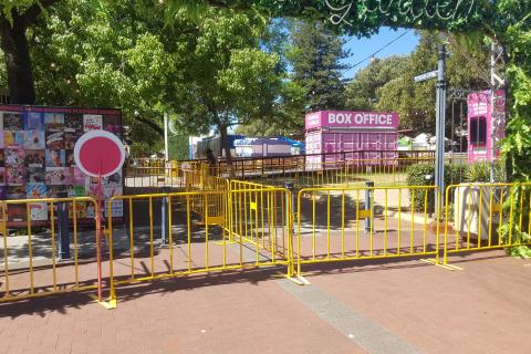 Business readies for 5 days of lockdown