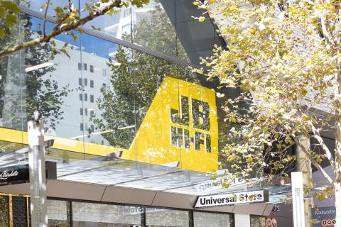 JB Hi-Fi meets profit, optimistic for second half