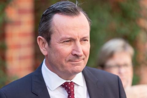 Labor picks marginal seats for school stimulus