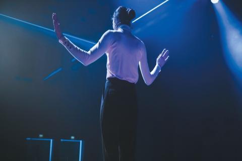 What pitch decks teach us about business