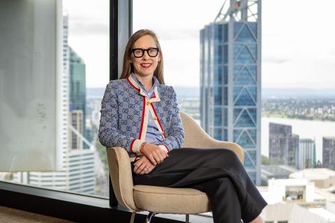 Slow ascent for female lawyers