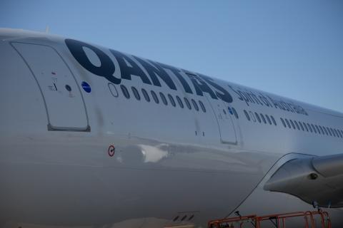 ACCC may stop Qantas' Japan flights bid