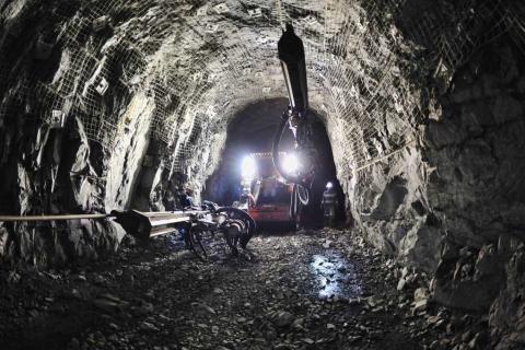 Search for missing miner continues