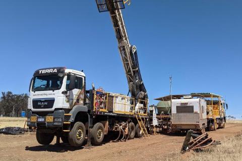 Venture doubles landholding in emerging WA precious metals province