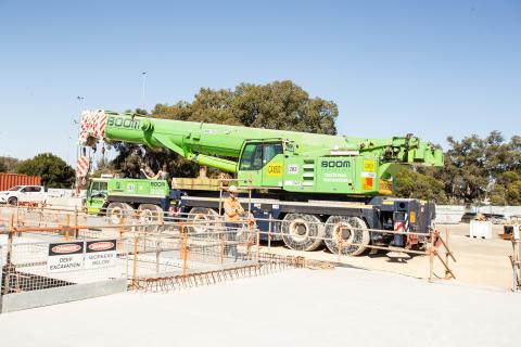 Contractors warn on workers, delivery