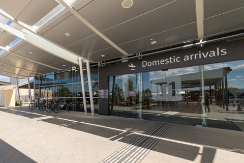 WA reinstates hard border to Victoria