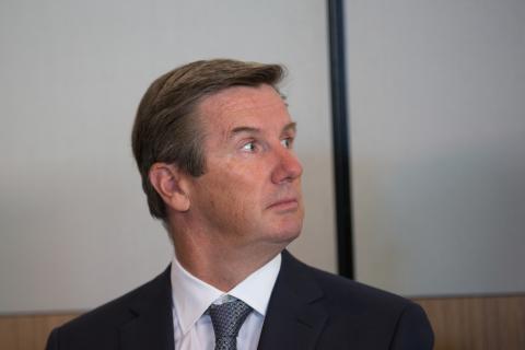 Roberts grilled over Packer friendship, Crown risk management