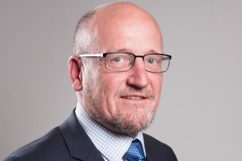 Financial planning industry shrinks