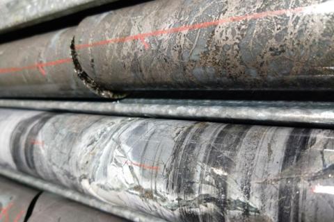 Tassie tin strike lights up Mount Lindsay for Venture