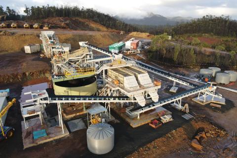 Venture shuts iron ore mine