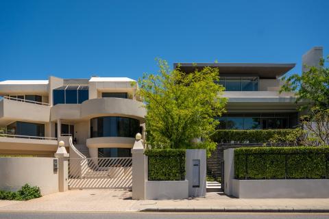 Judge mocks Peppy Grove feud