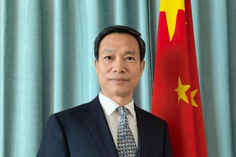 We all live in a yellow submarine