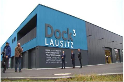 Altech picks up land for HPA battery plant