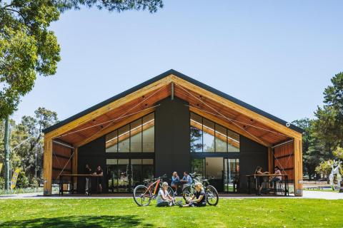 Retail and food and beverage expressions of interest sought for WA Top Small Tourism Town Dwellingup