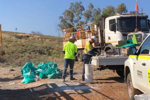 Tambourah gold hunt pivots with discovery of pegmatites