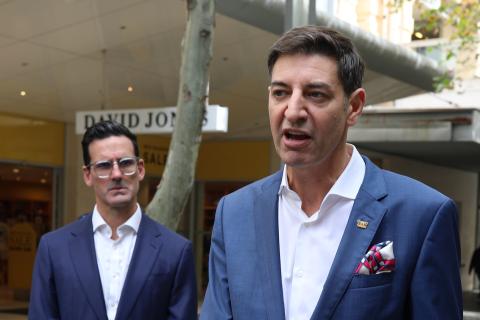 Zempilas wants masks off by Anzac Day