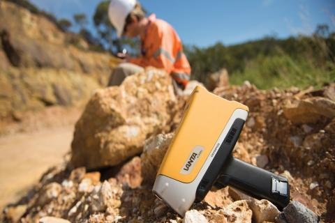 Aldoro gets rods turning in maiden WA lithium probe