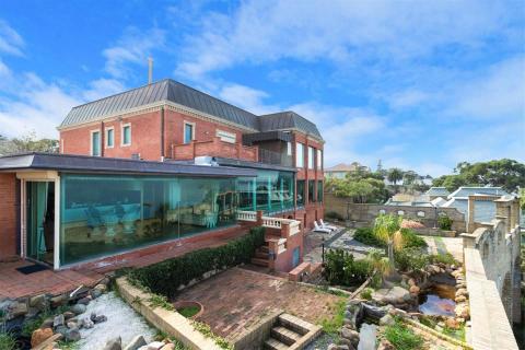 Jutland Parade house sells for $16.5m