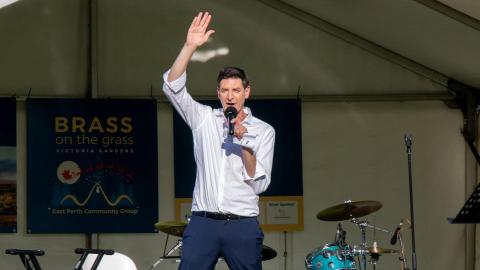 Zempilas to roll back radio role