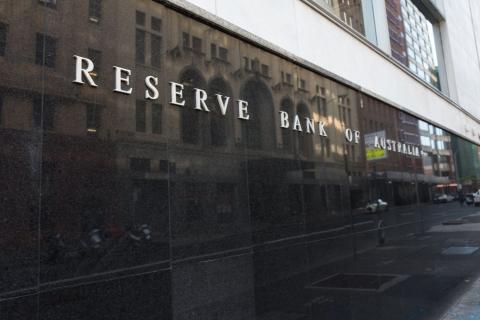 Confidence sinks as cost pressures mount