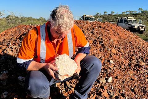 Mt York samples open door for Kairos lithium play