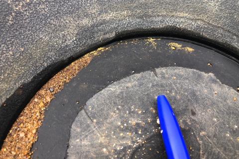 Panther lands bonanza, shallow gold hits from Laverton project