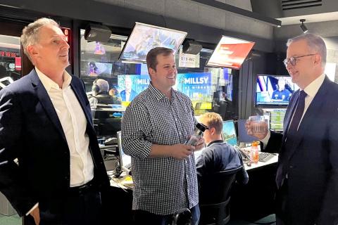 Prime Minister in fleeting Perth visit