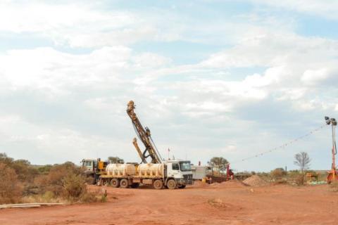 Bellevue Gold hits first ore