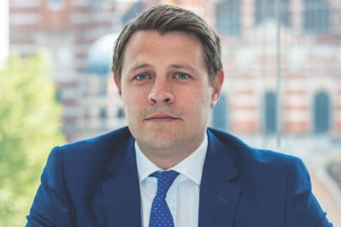 Ebury poaches WA team