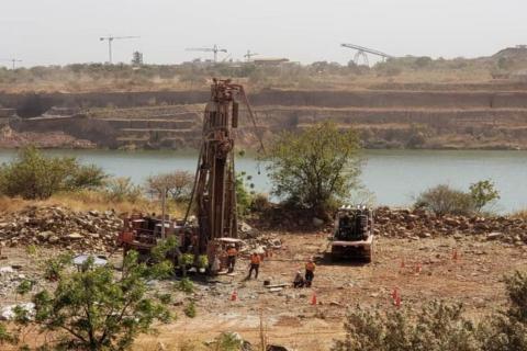 Firefinch cuts losses at Morila mine