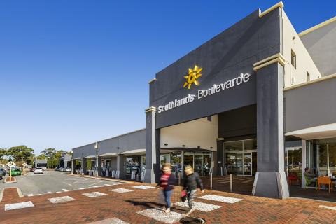 Lendlease in $0.5bn sell off