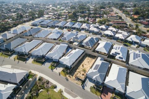 Households hold strong as rates rise