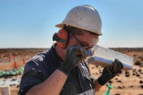 DiscovEx, Carnaby eye copper resource after high grade QLD hits