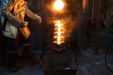 Banking concerns spur Aussie gold rally