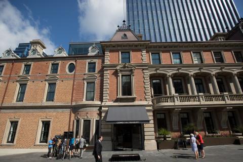 COMO, Cable Beach win top awards