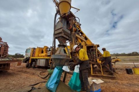 SA project delivers more high-grade manganese for ChemX