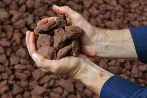 CZR Resources locks in key tenure, eyes iron ore exports