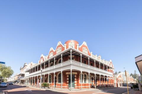 Fini, Trimboli buy Freo hotel