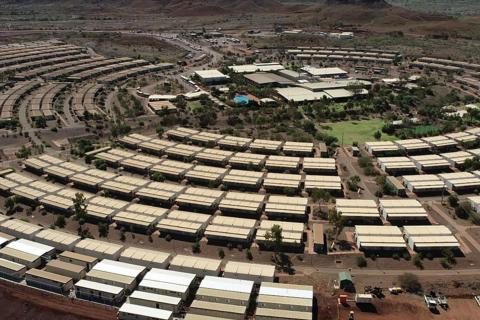 Roy Hill entertains and engages staff in the outback
