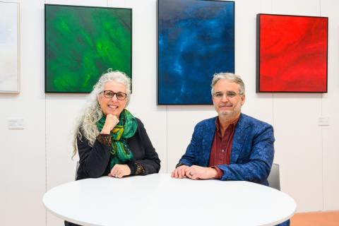 Business structure breaks traditional gallery mould