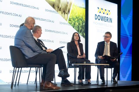 CME boss likens mining, agriculture diversification