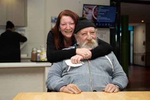 Say G’day initiative can boost mental health for people living on the streets