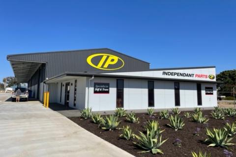 Maxiparts strikes deal for Independant
