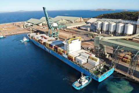 Esperance port gets $12m for roads