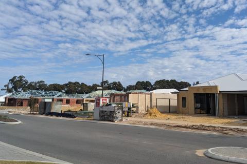 State package targets stranded builds